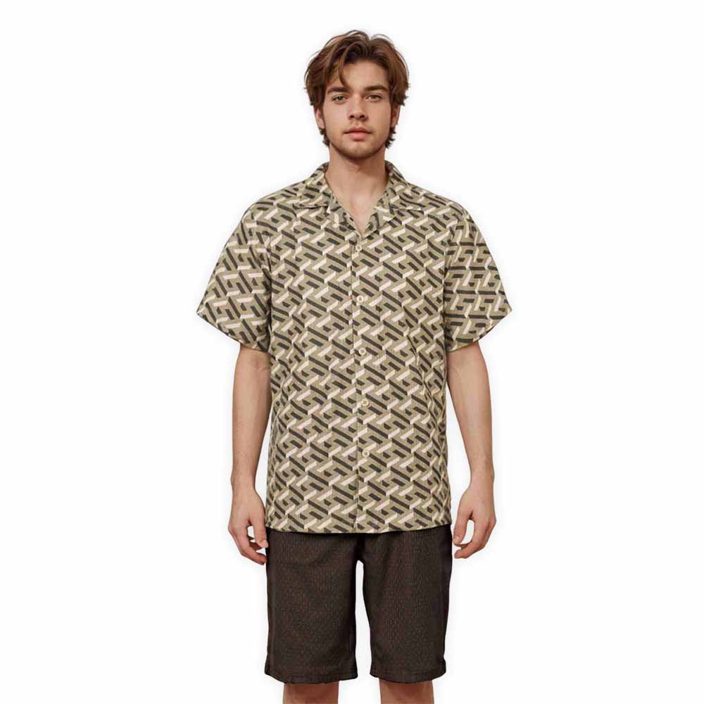 Maze Alphabet Pattern Camp Collar Short Sleeve Shirt