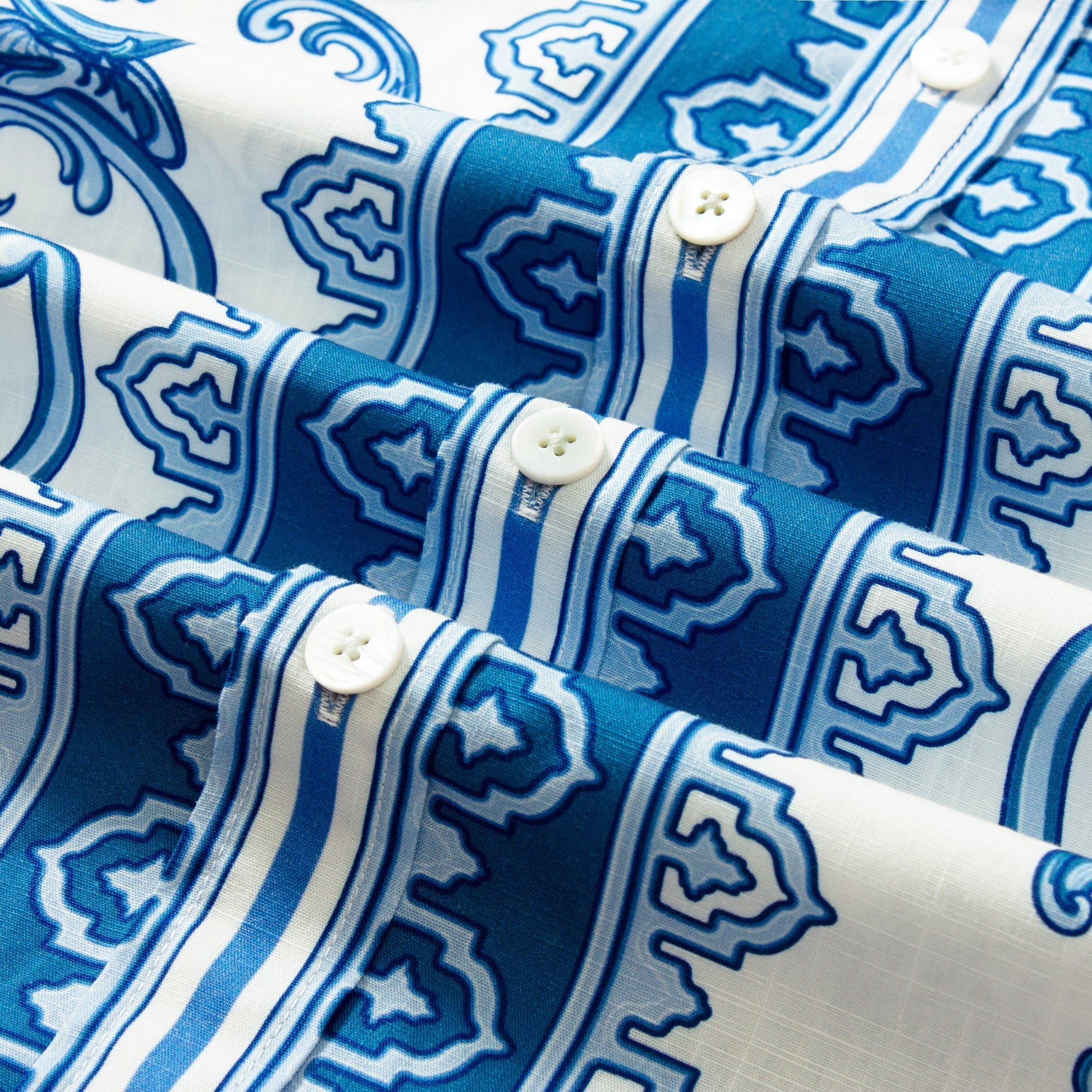 Paisley Design Short Sleeve Shirt for Men in Blue Jonvidesign